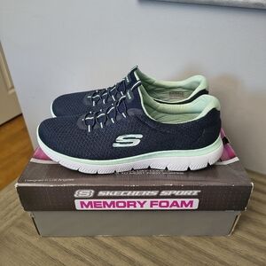 Skechers Sport Navy and Mint Sneakers